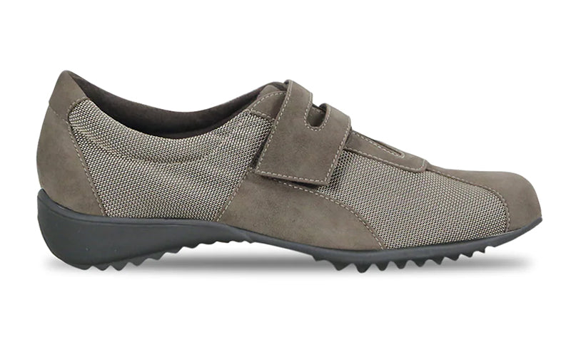 Munro Joliet II Khaki Fabric Shoe (Women)