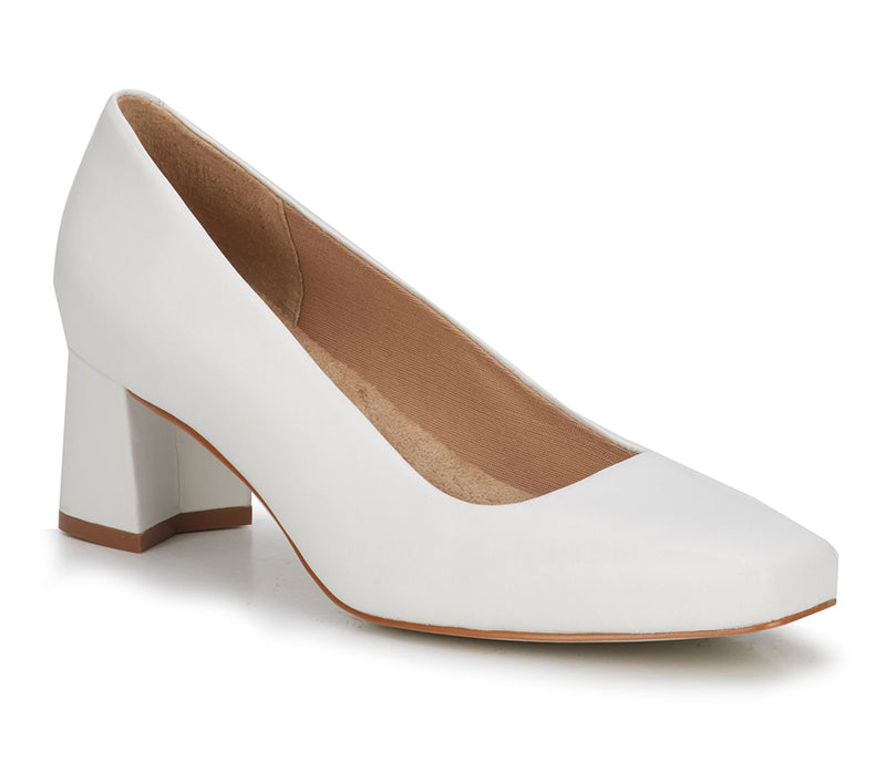 Walking Cradles Meredith White Leather Pump (Women)