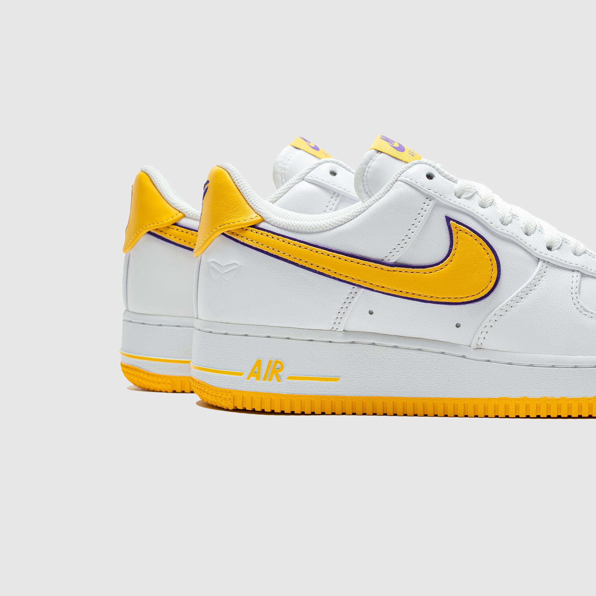 AIR FORCE 1 LOW RETRO KOBE