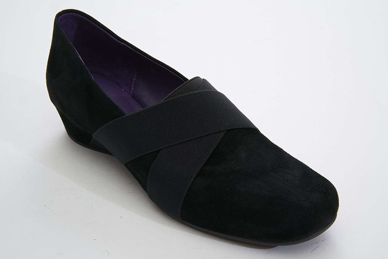 Vaneli Maiya Black Suede (Women)