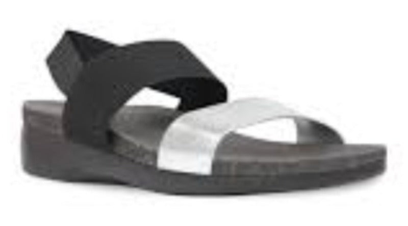 Munro Pisces Silver/Black Sandal (Women)