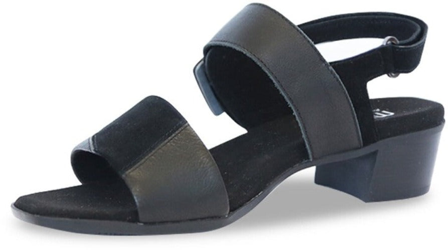 Munro Frances Black Sandal (Women)