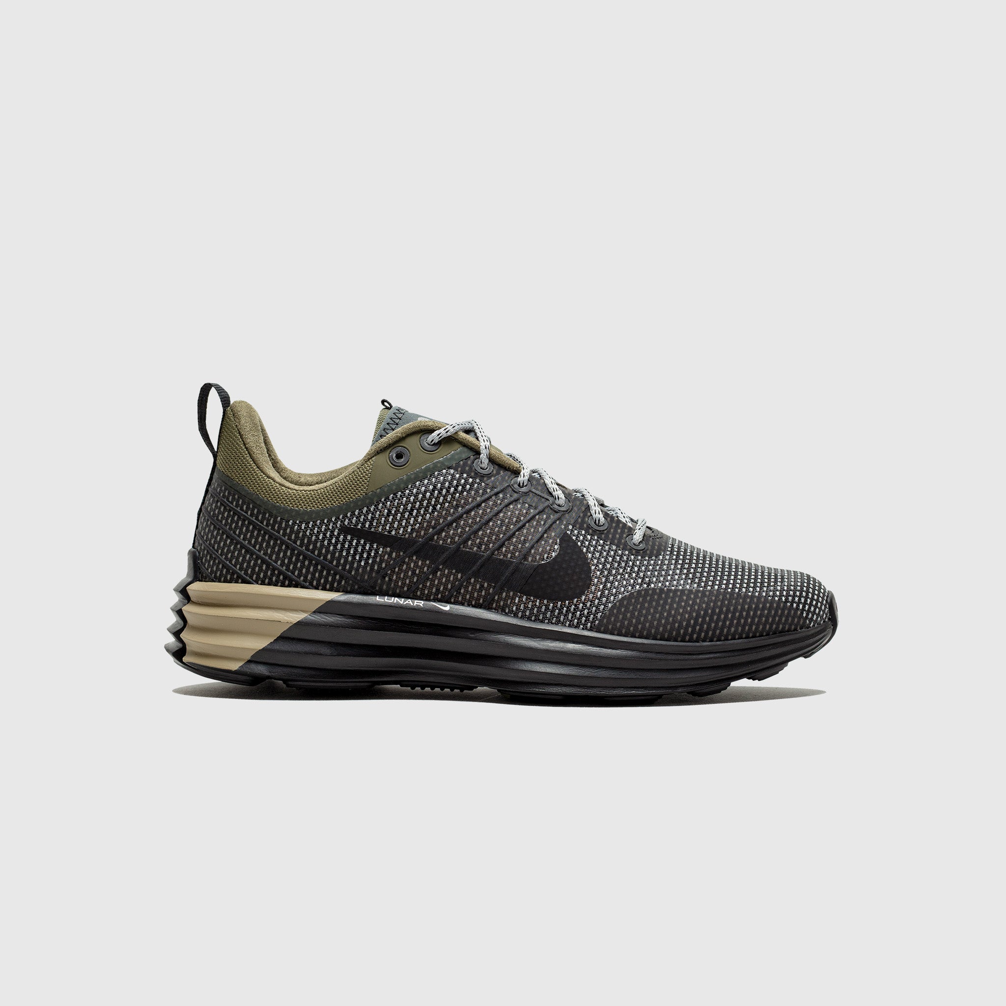 LUNAR ROAM SE MEDIUM OLIVE