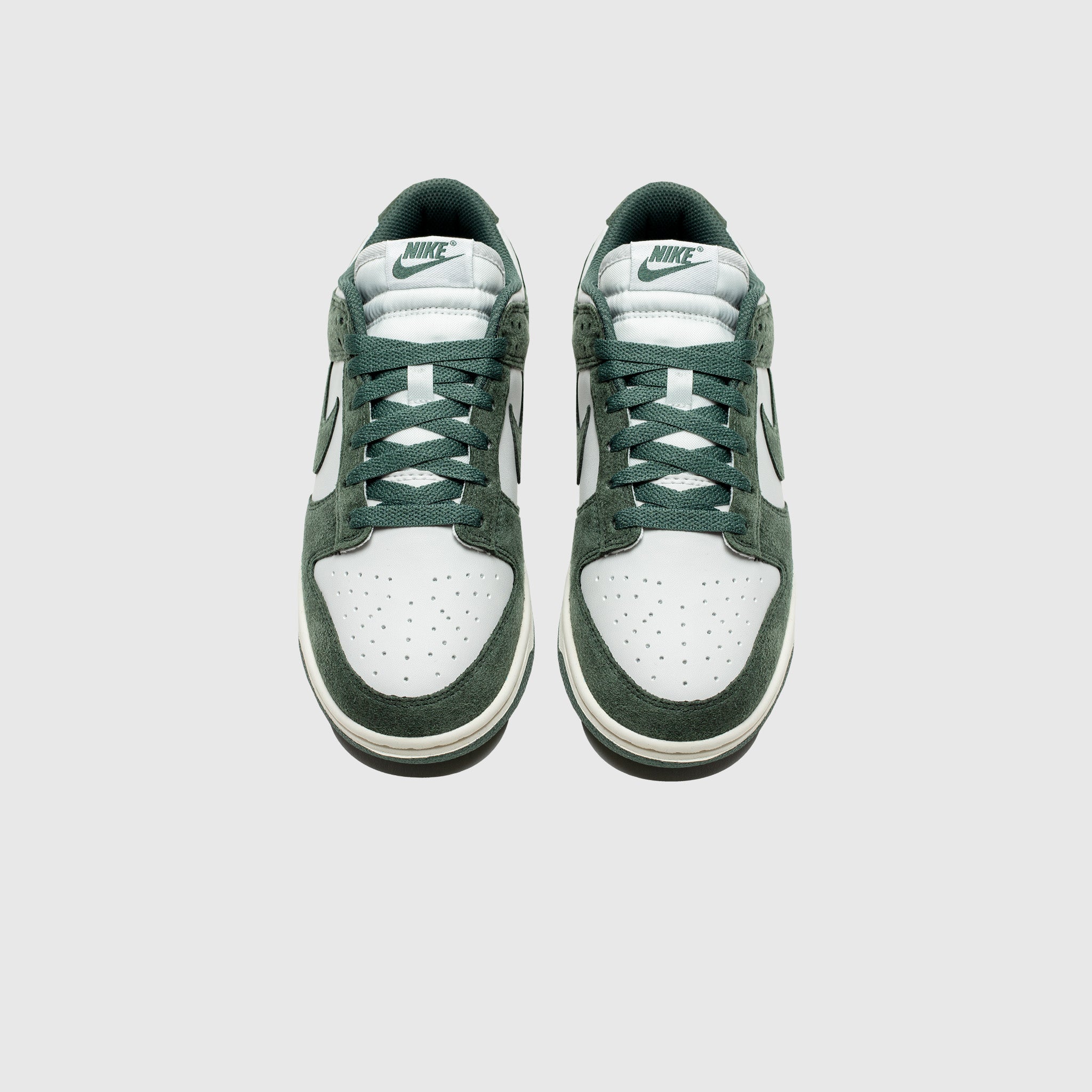 WMNS DUNK LOW VINTAGE GREEN