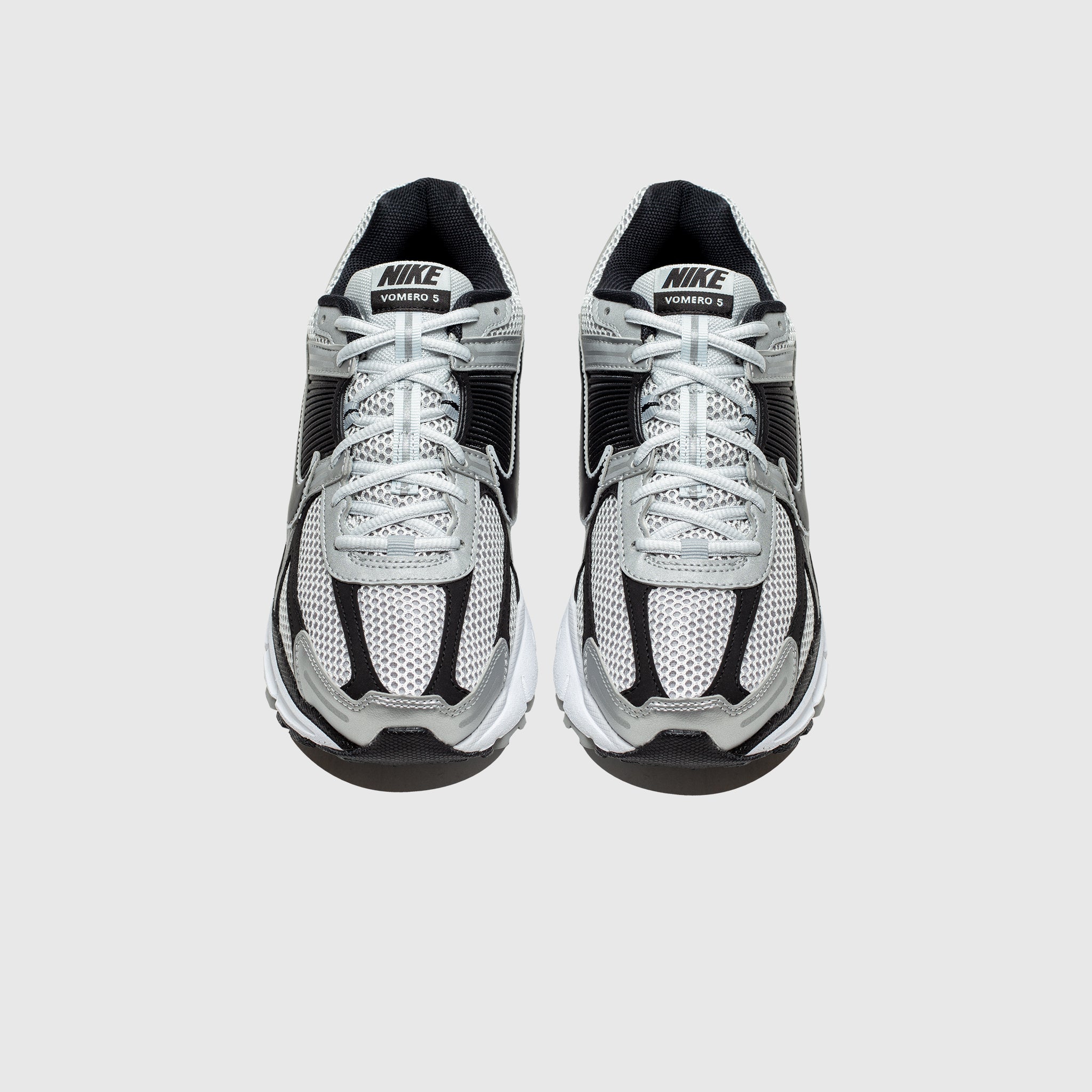 ZOOM VOMERO 5 METALLIC SILVER & BLACK