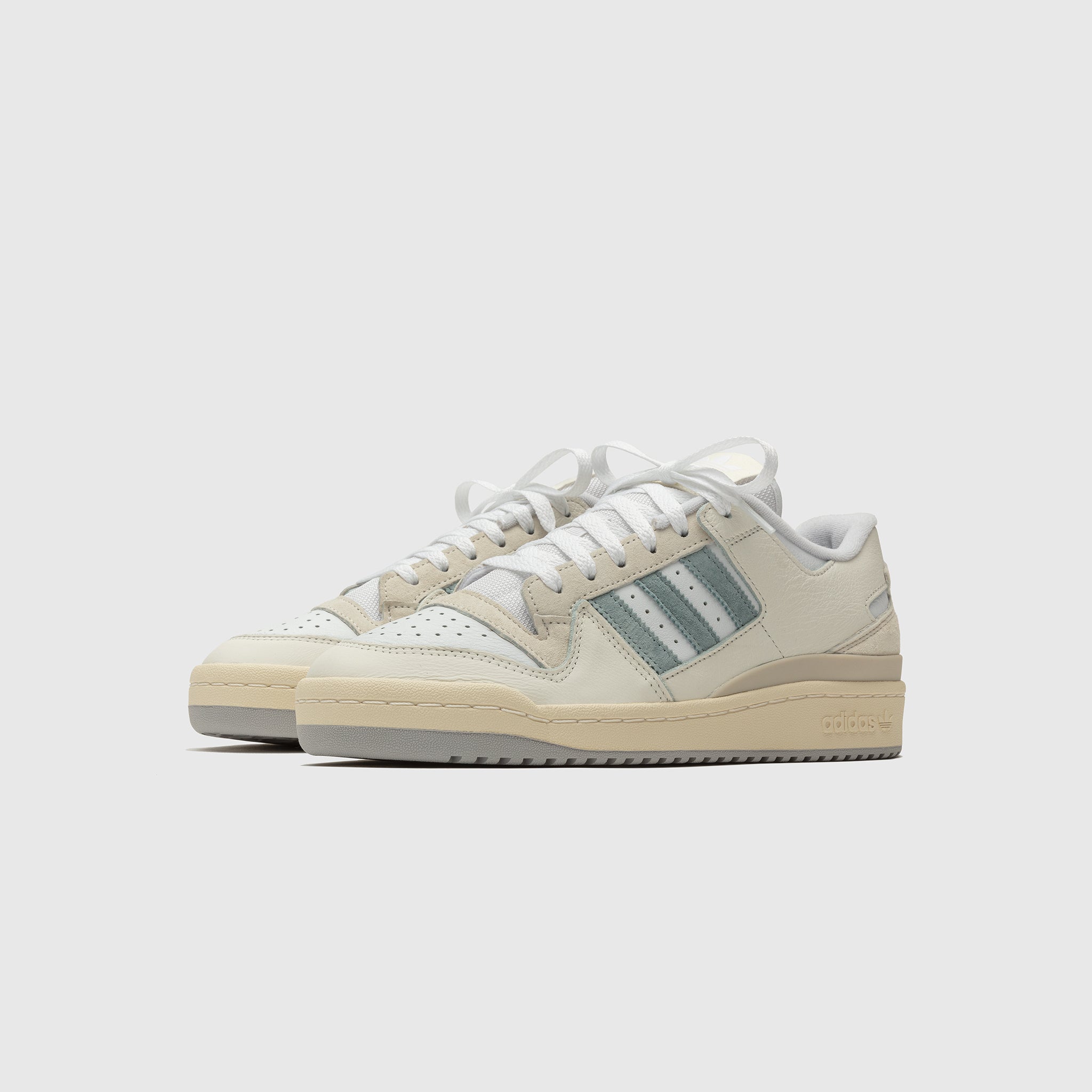 PACKER X ADIDAS FORUM 84 LOW PALE BLUE