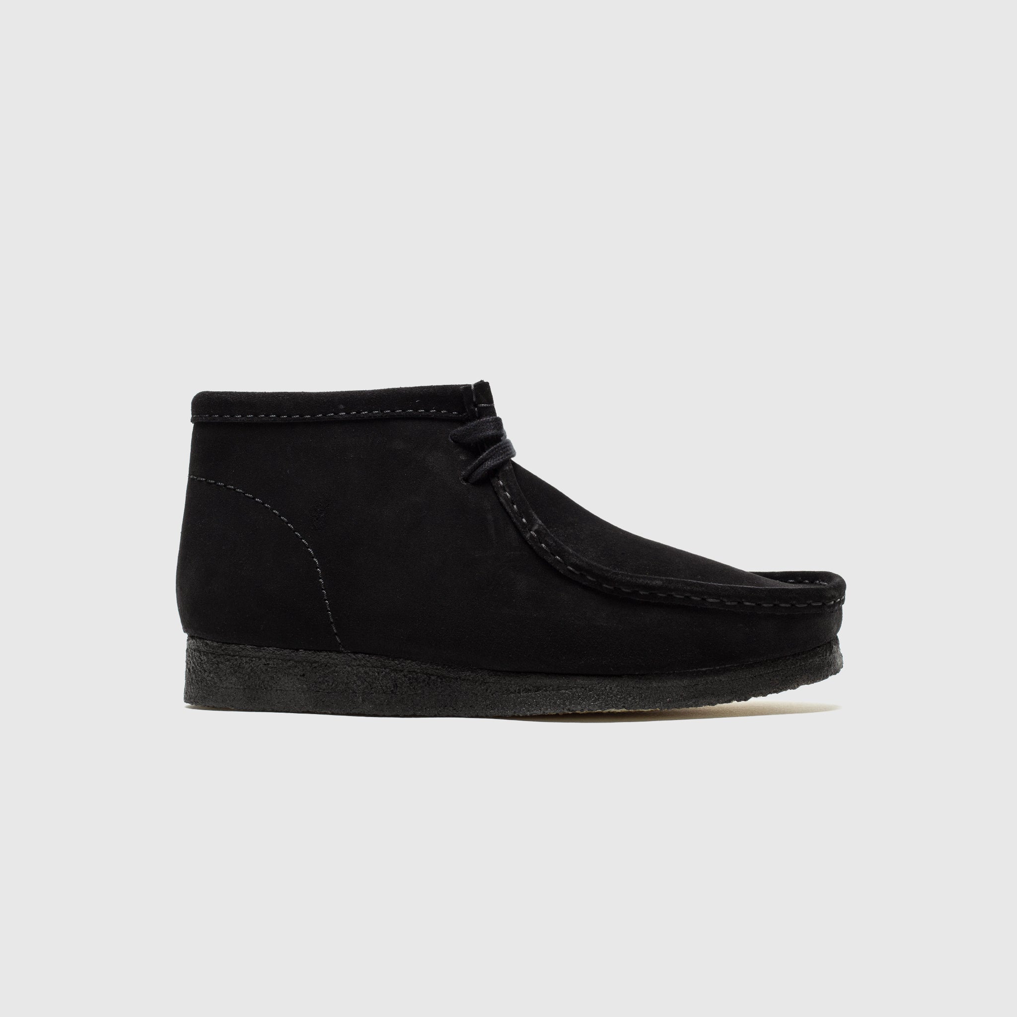 WALLABEE BOOT BLACK SUEDE