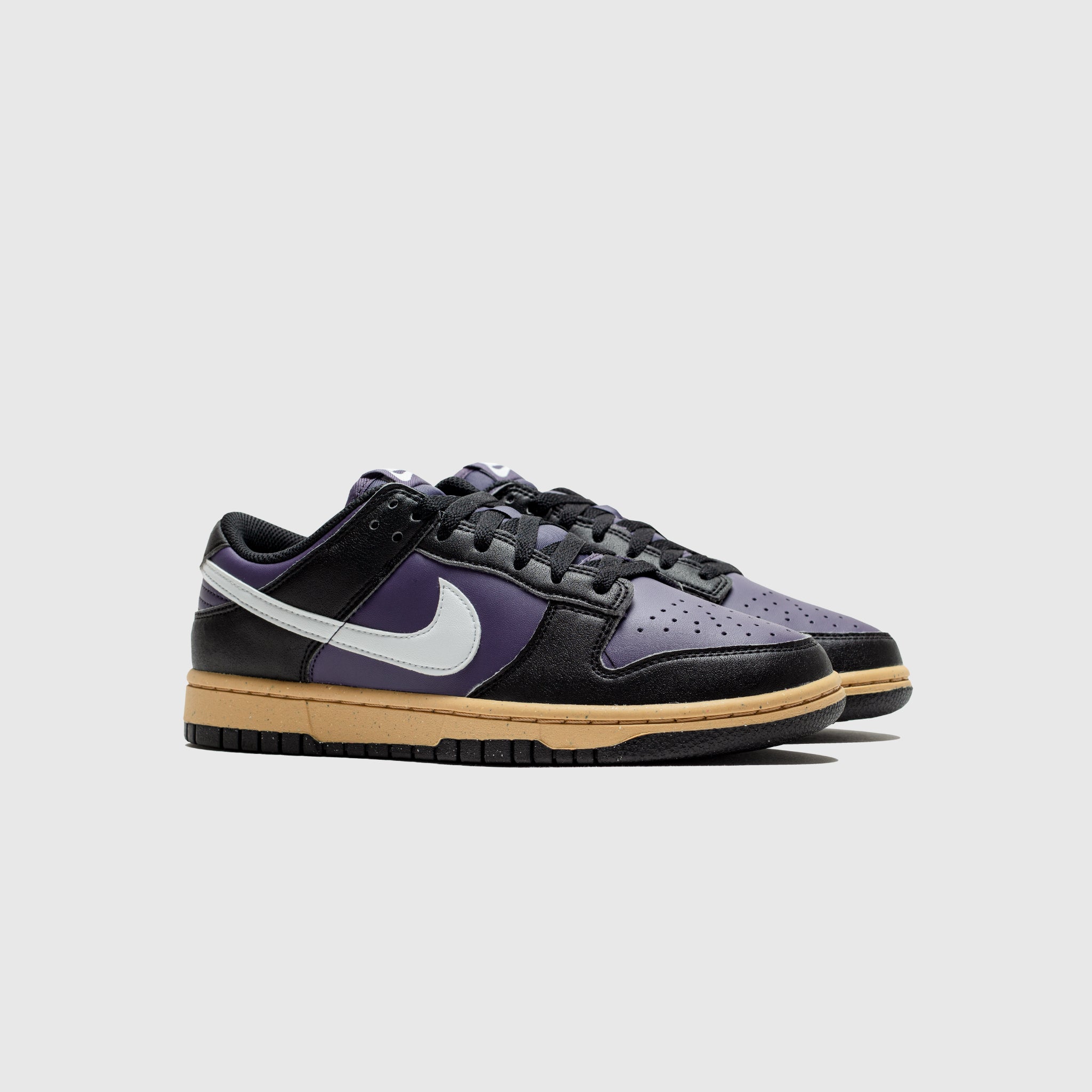 WMNS DUNK LOW DARK RAISIN