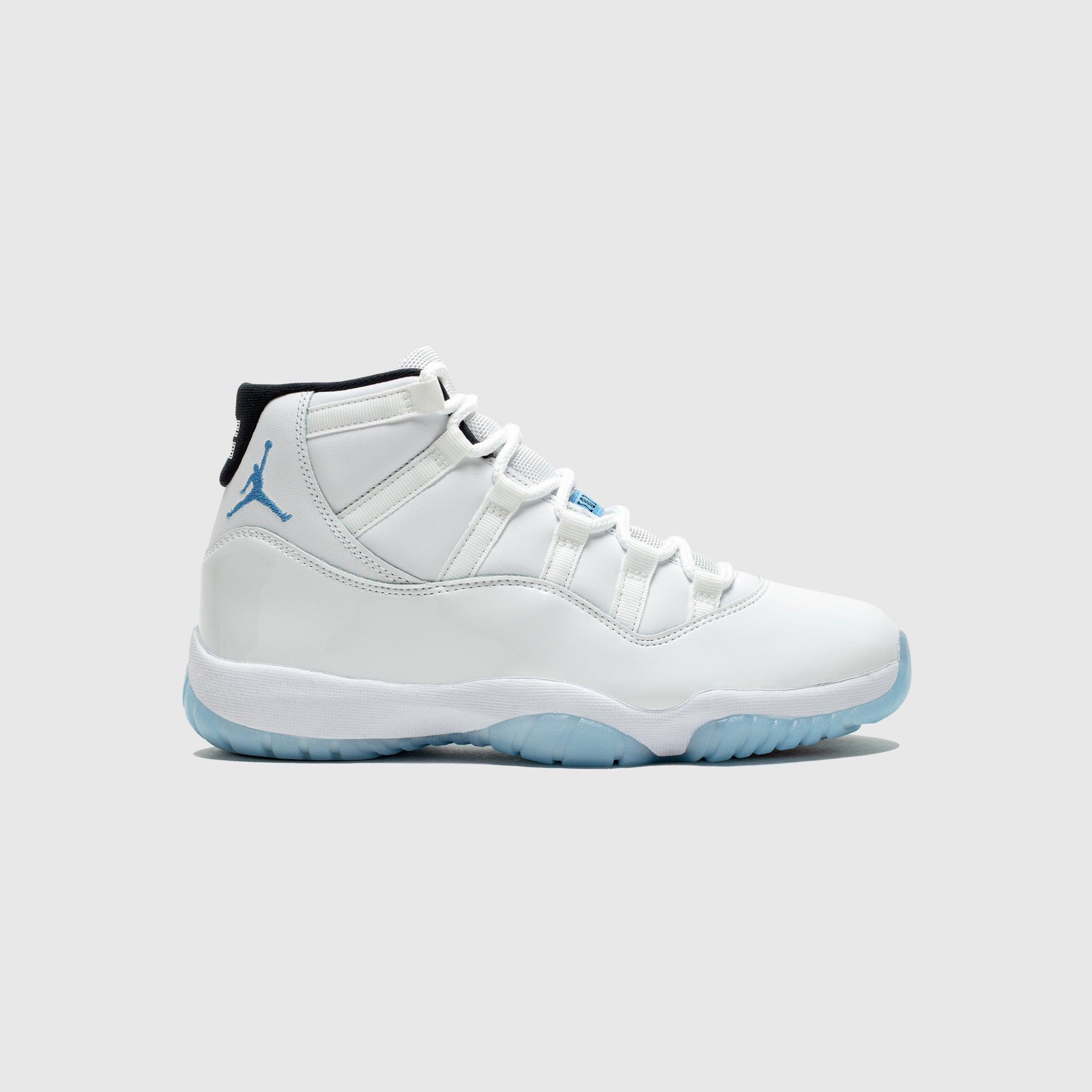 AIR JORDAN 11 RETRO LEGEND BLUE