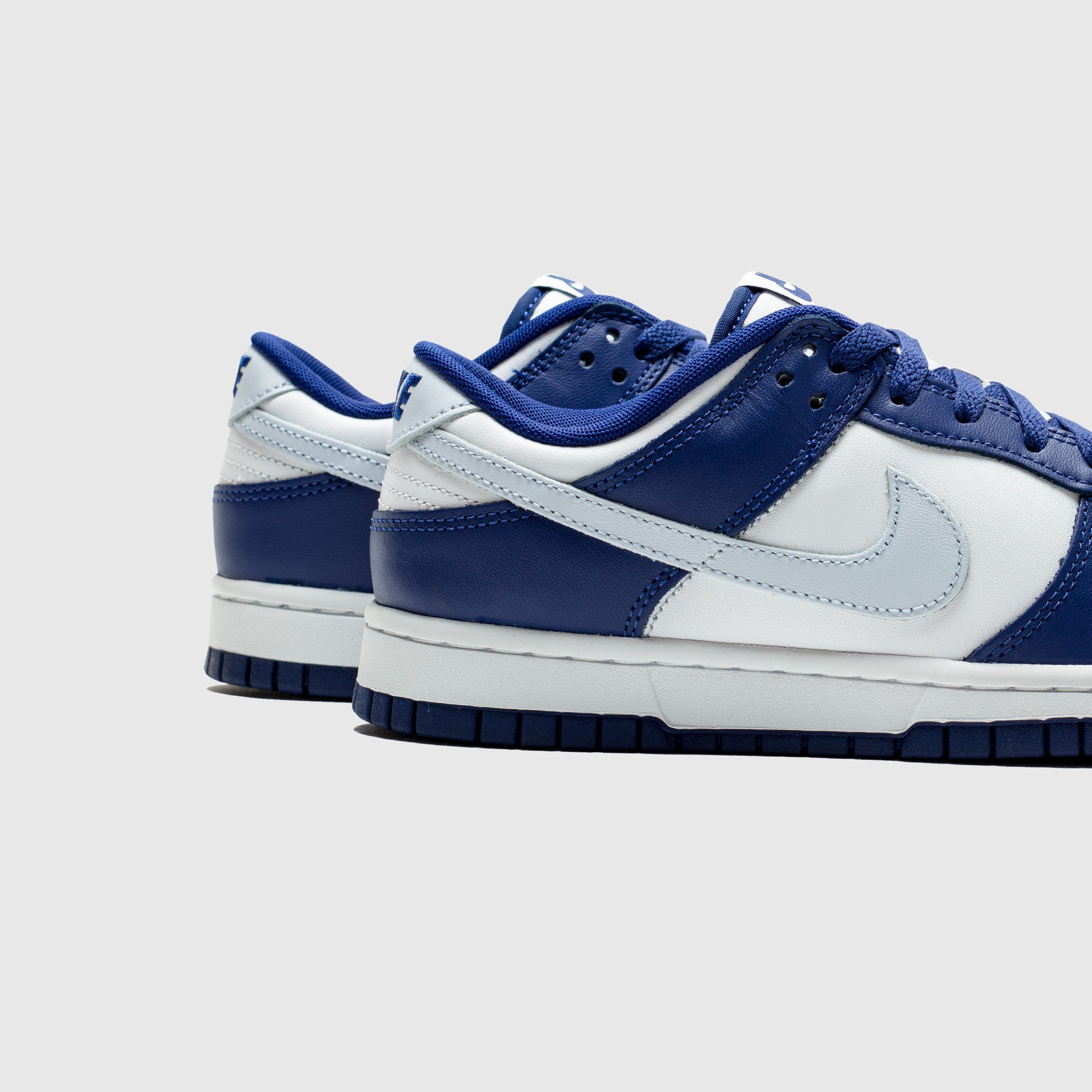 DUNK LOW RETRO DEEP ROYAL BLUE