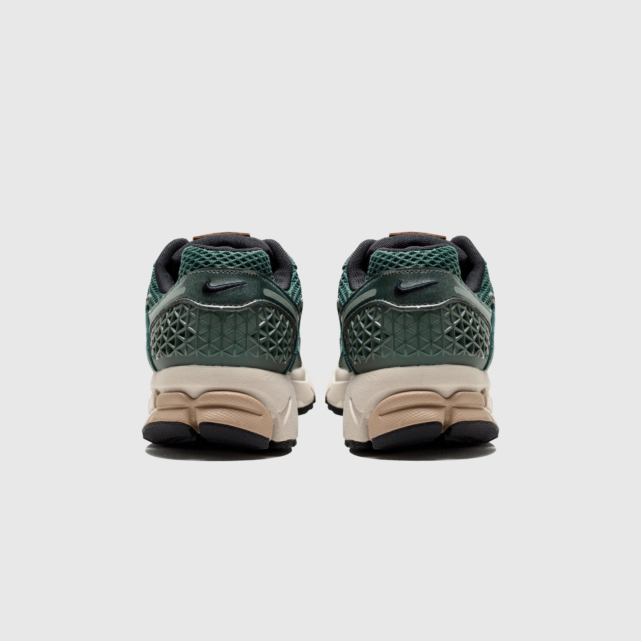 WMNS ZOOM VOMERO 5 VINTAGE GREEN