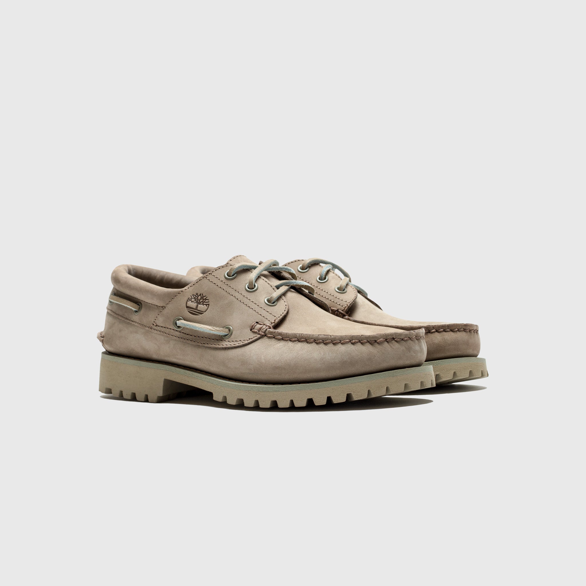 3-EYE LUG HANDSEWN BOAT SHOE