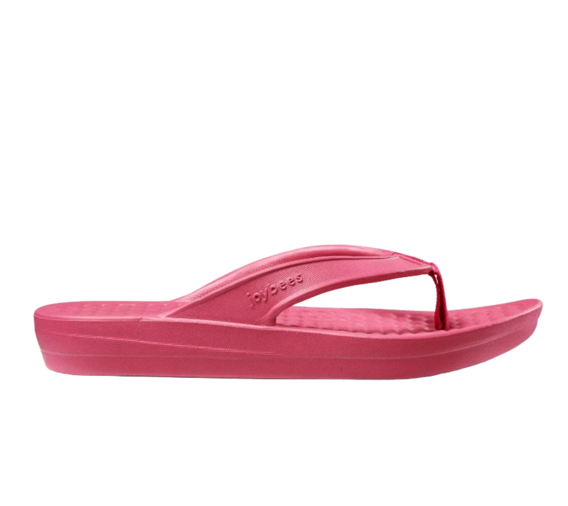 Joybees Women's Varsity Flip Sandal - Beetroot