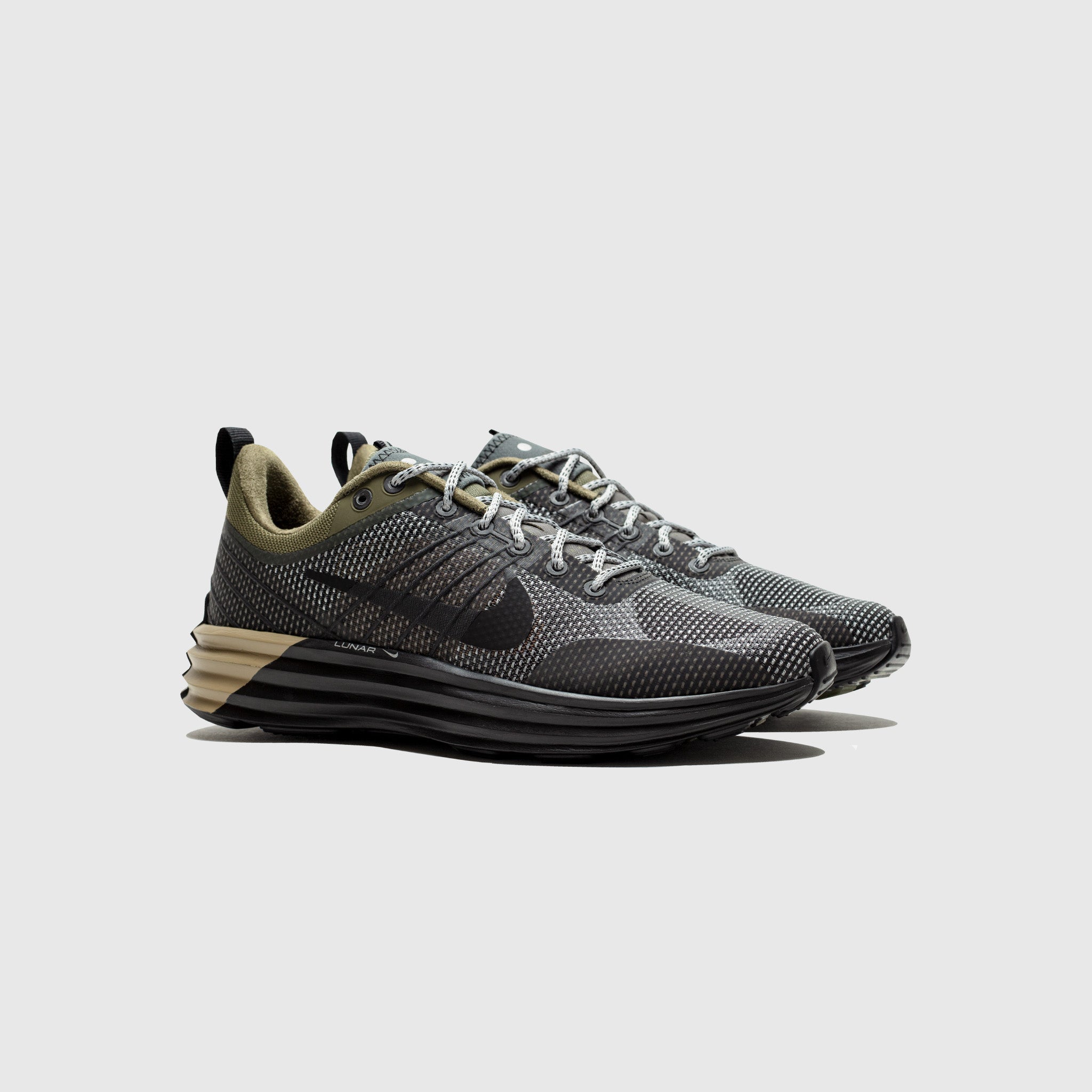 LUNAR ROAM SE MEDIUM OLIVE