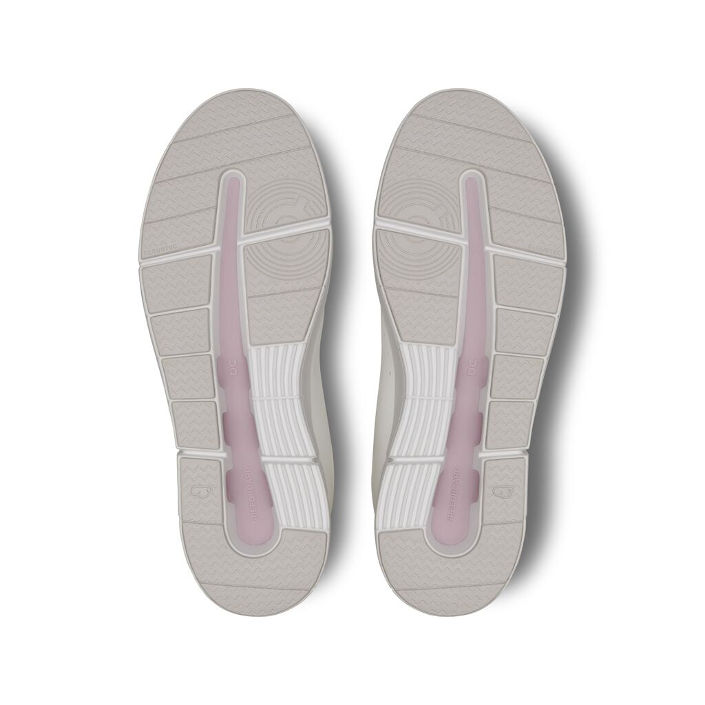 On Running Women's The ROGER Advantage - White/Mauve