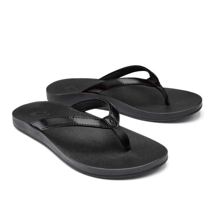 Olukai Women's Puawe Sandal - Black/Black