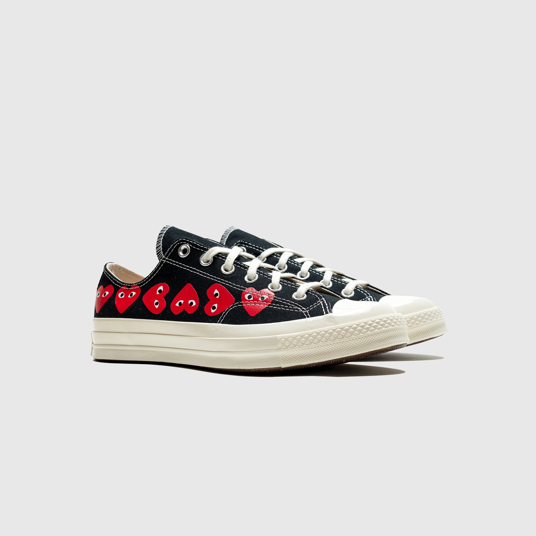 CHUCK TAYLOR ALL-STAR '70 OX BLACK/RED MULTI HEART